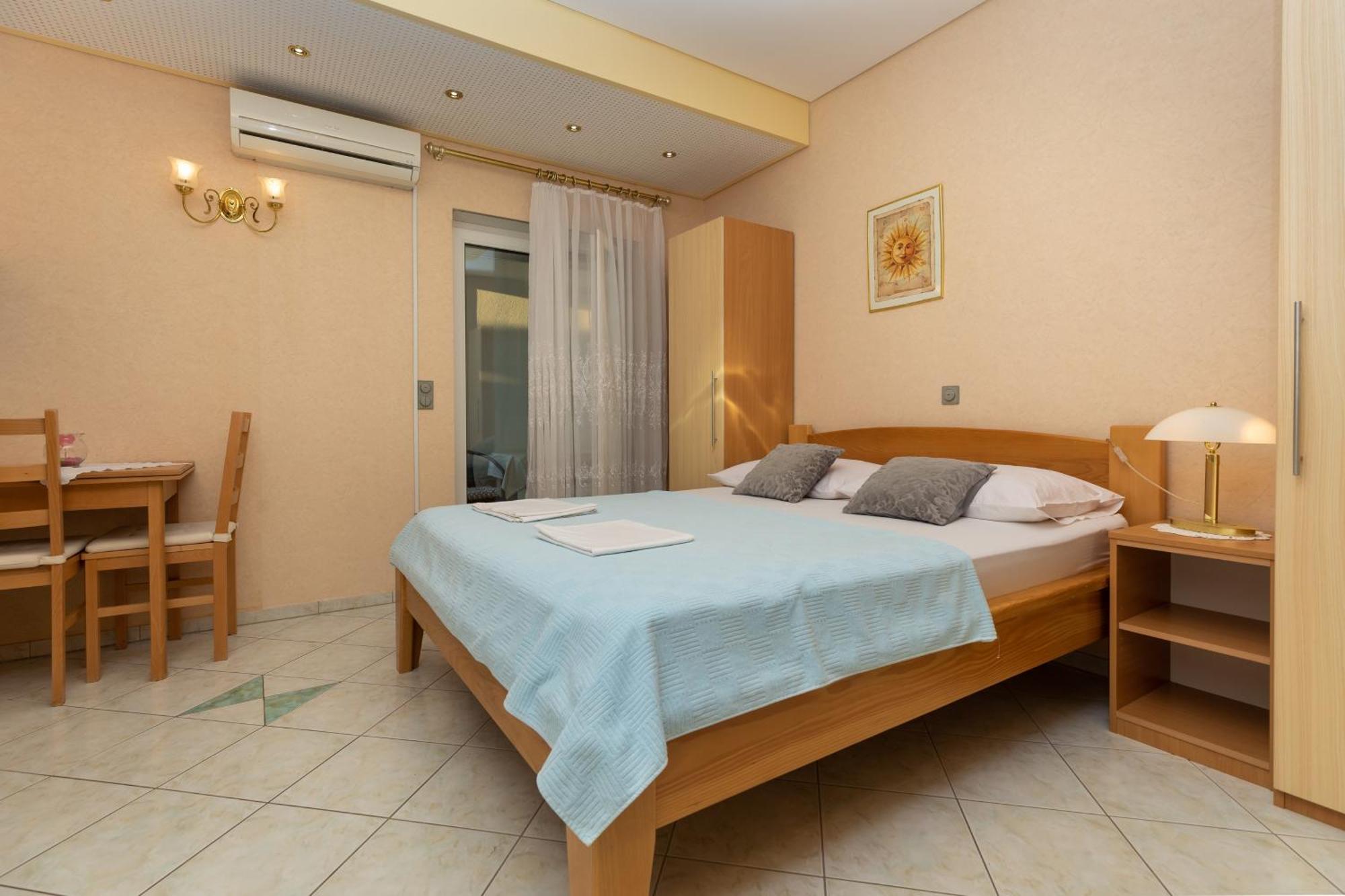 Apartments By The Sea Duce, Omis - 5973 Esterno foto