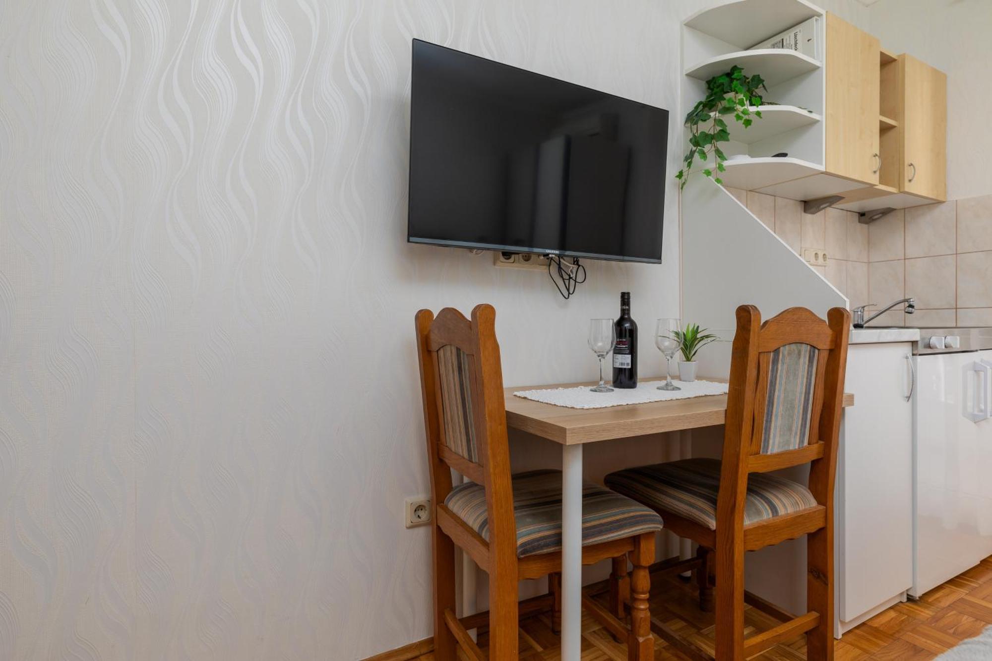 Apartments By The Sea Duce, Omis - 5973 Esterno foto